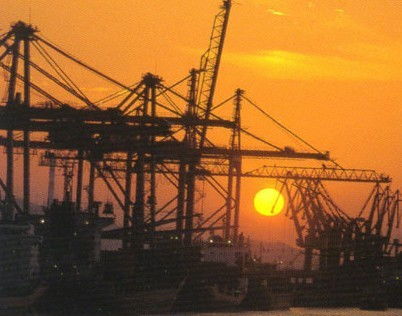 國際貨物進出口合同的常用貿易術語解析