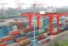 上半年我國(guó)貨物貿(mào)易進(jìn)出口總值達(dá)11.13萬(wàn)億元 國(guó)內(nèi)貿(mào)易代理增長(zhǎng)顯著